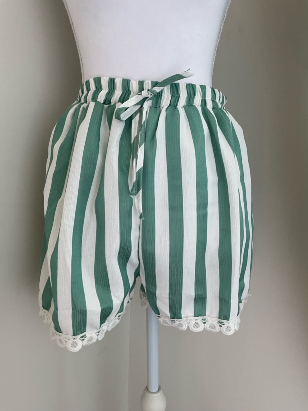 Eat Collection - Green & White Striped Lace-Trim Pull-On Shorts